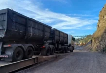 Carretas com mais de 64 toneladas acima do limite são flagradas na BR-282