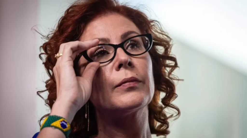 Carla Zambelli é presa na Itália após condenação no STF
