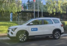 Abrigo Lar Menino Jesus de Videira recebe novo veículo para transporte das crianças