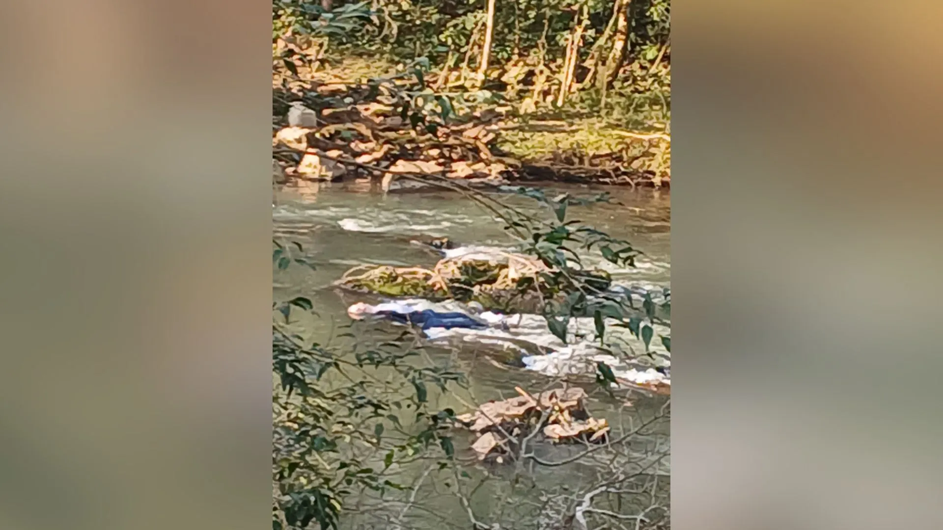 Corpo é encontrado em rio no bairro Cetrevi
