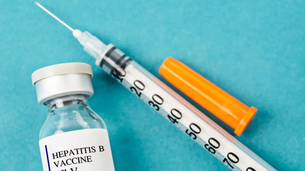 Videira realiza Dia D contra Hepatites com testes e vacinação gratuita