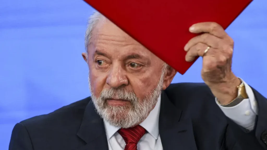 Lula passa por dois procedimentos médicos nesta sexta-feira