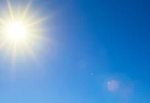 Sexta-feira tem sol e calor em SC, com chuva isolada no Litoral