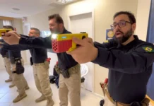 PRF-SC adota nova geração de armas elétricas Taser 10
