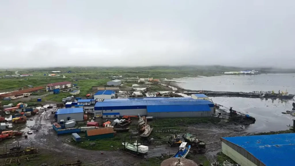Terremoto de 8,8 provoca tsunamis e evacuações em vários países
