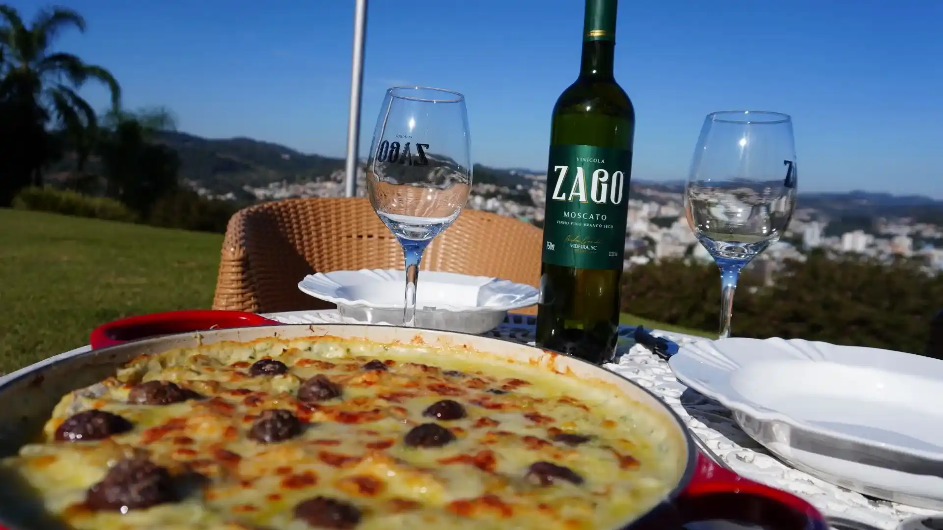 Bacalhau às Natas: tradição portuguesa em destaque no Essência na Cozinha