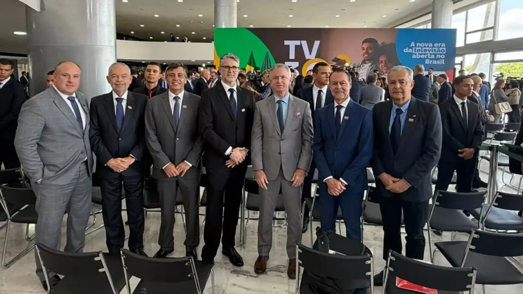 TV 3.0 é oficializada no Brasil com presença da ACAERT