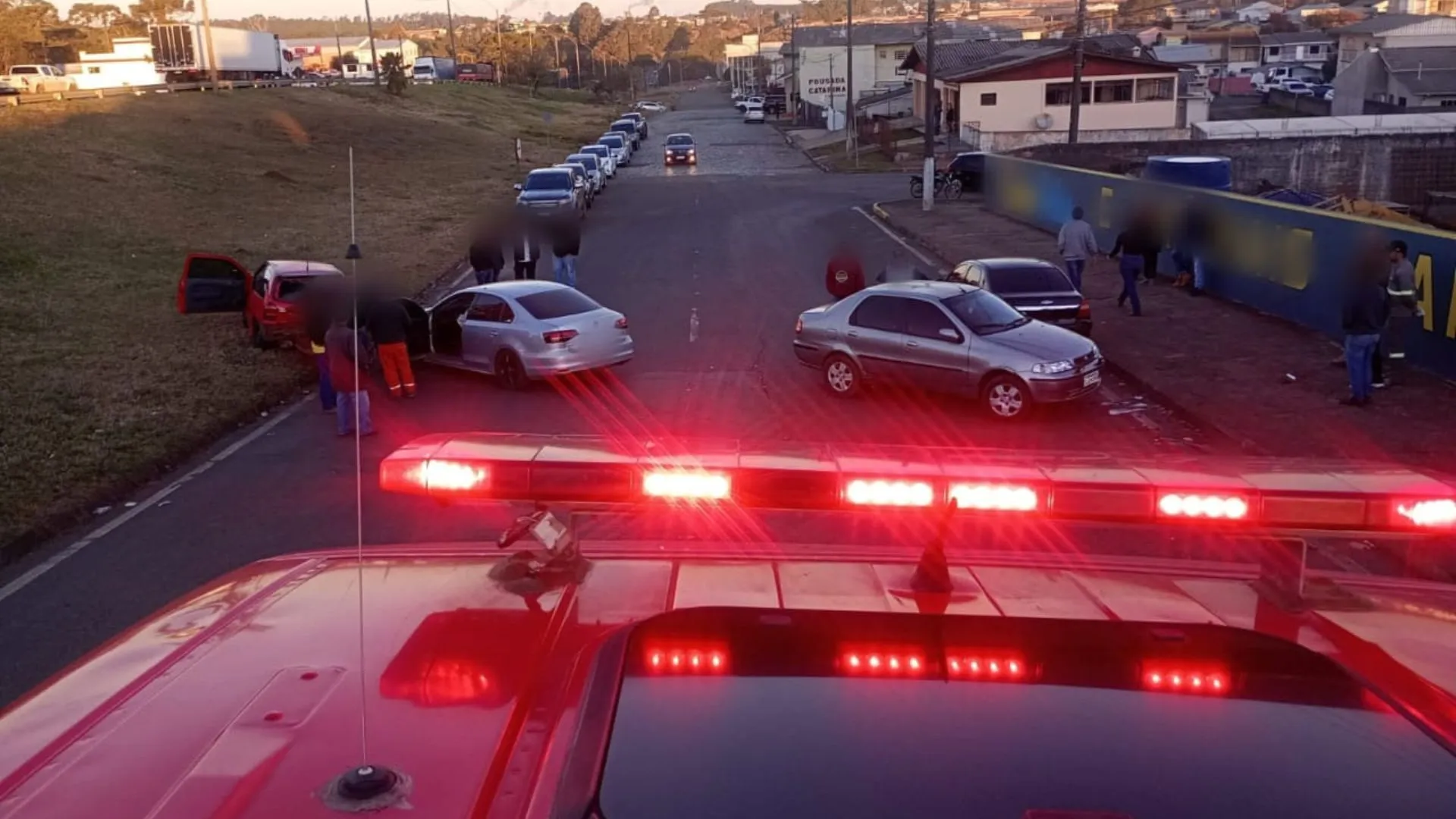 Criança de 8 anos é atropelada e arremessada a 25 metros