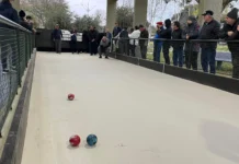 Cancha de Bocha revitalizada é entregue no Parque Central