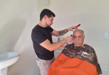 Projeto “Cortes que Transformam” é retomado no Hospital Maice