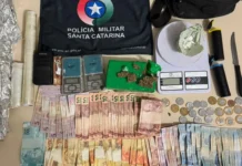 Ronda da PM em Videira resulta em prisões por tráfico