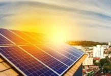 Governo de SC e Celesc firmam acordo para levar energia solar a escolas estaduais