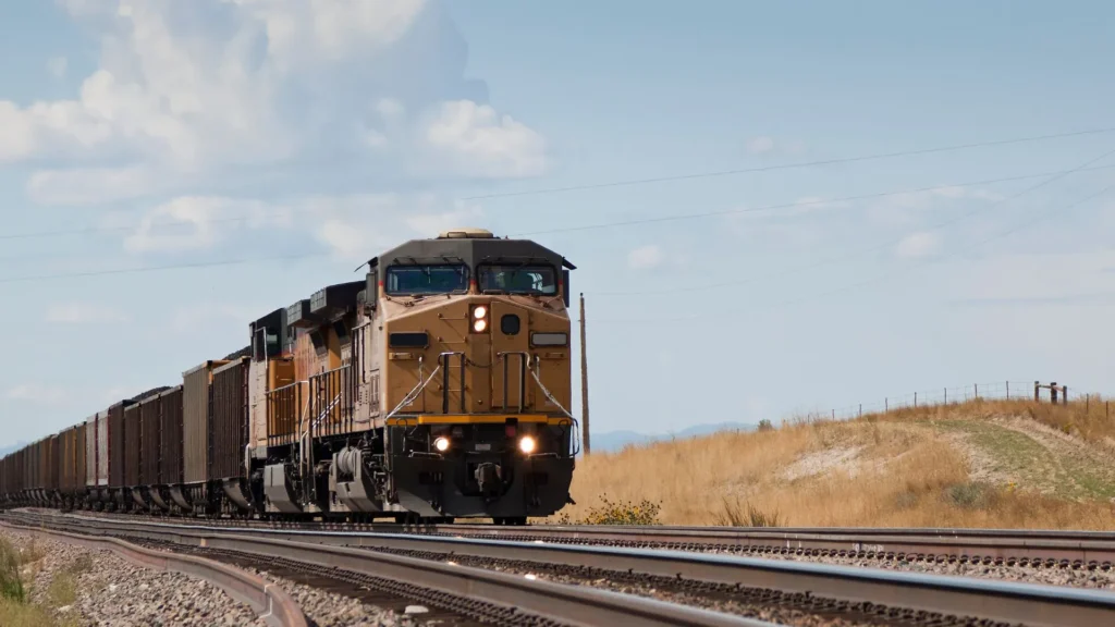 Estados do Sul e Mato Grosso do Sul avançam em estudo para ferrovia comum