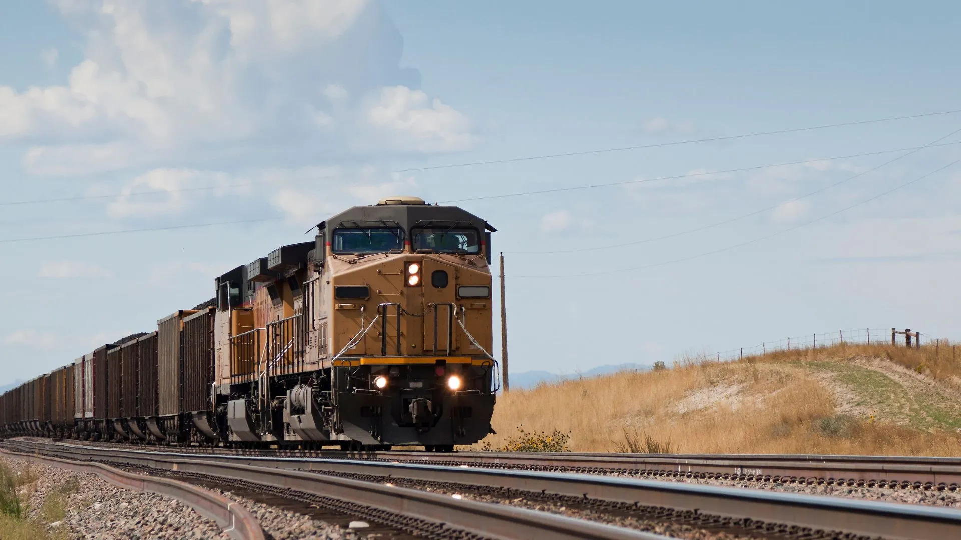 Estados do Sul e Mato Grosso do Sul avançam em estudo para ferrovia comum