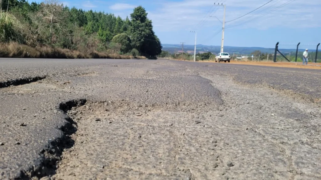 Vereadores cobram melhorias na perimetral Honorino Moro