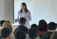 Juíza visita escola em Campos Novos para falar de violência doméstica