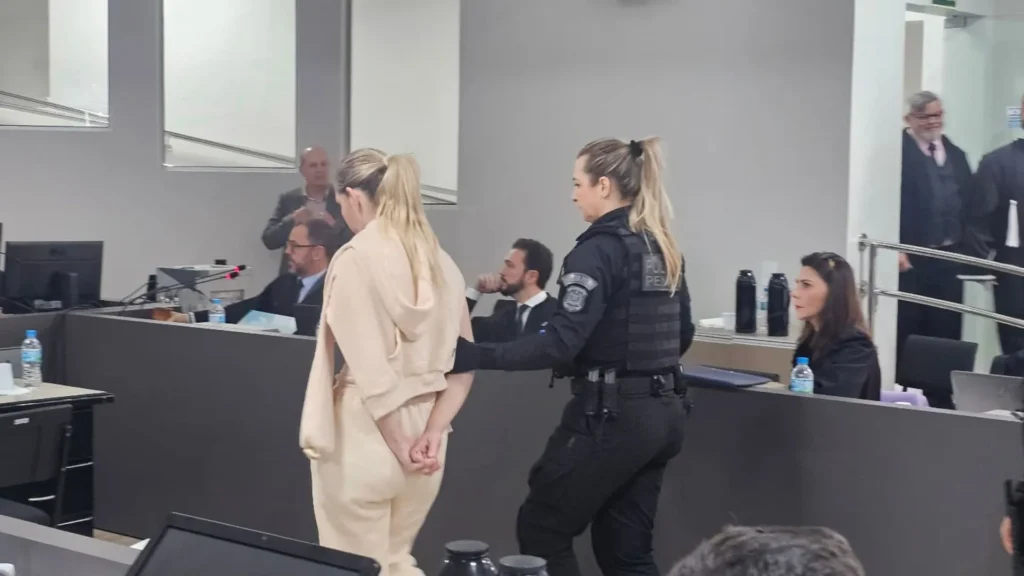 Julgamento de Claudia Hoeckler entra no segundo dia em Capinzal