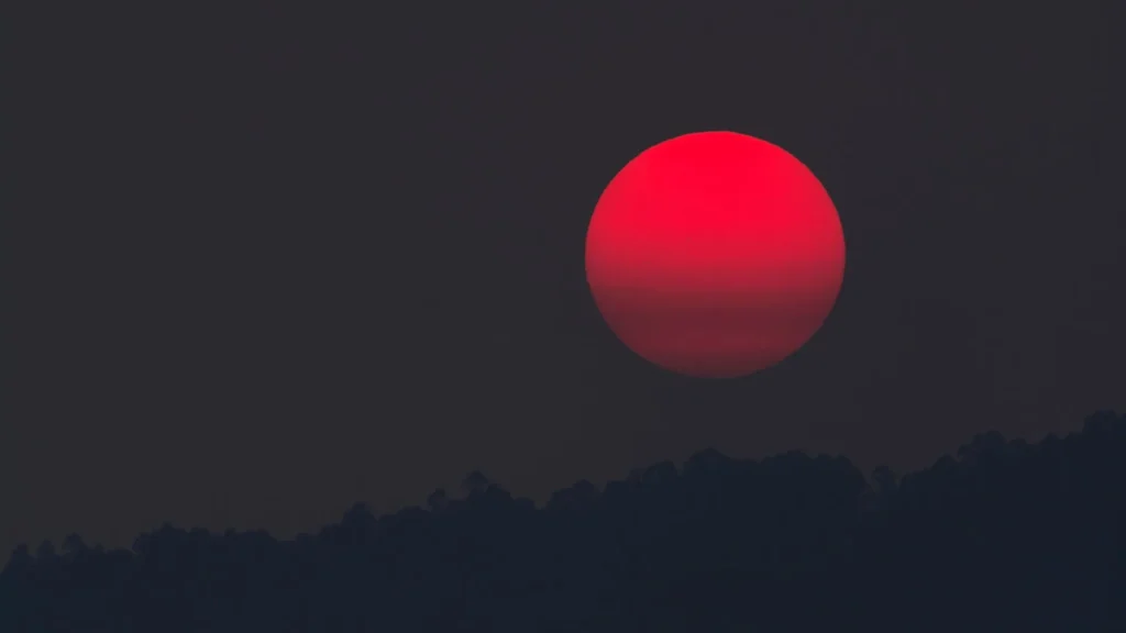 Eclipse total vai deixar a Lua vermelha como fogo