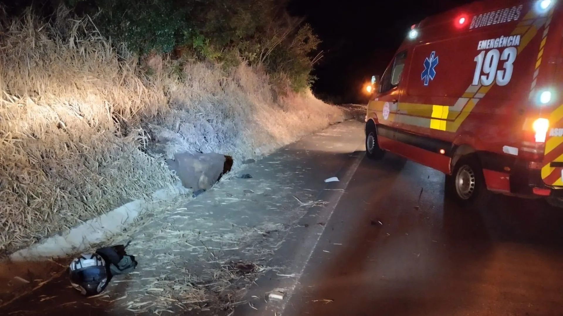 Grave acidente termina com a morte de jovem motociclista