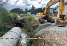 Prefeitura realiza obras de tubulação em Caçador