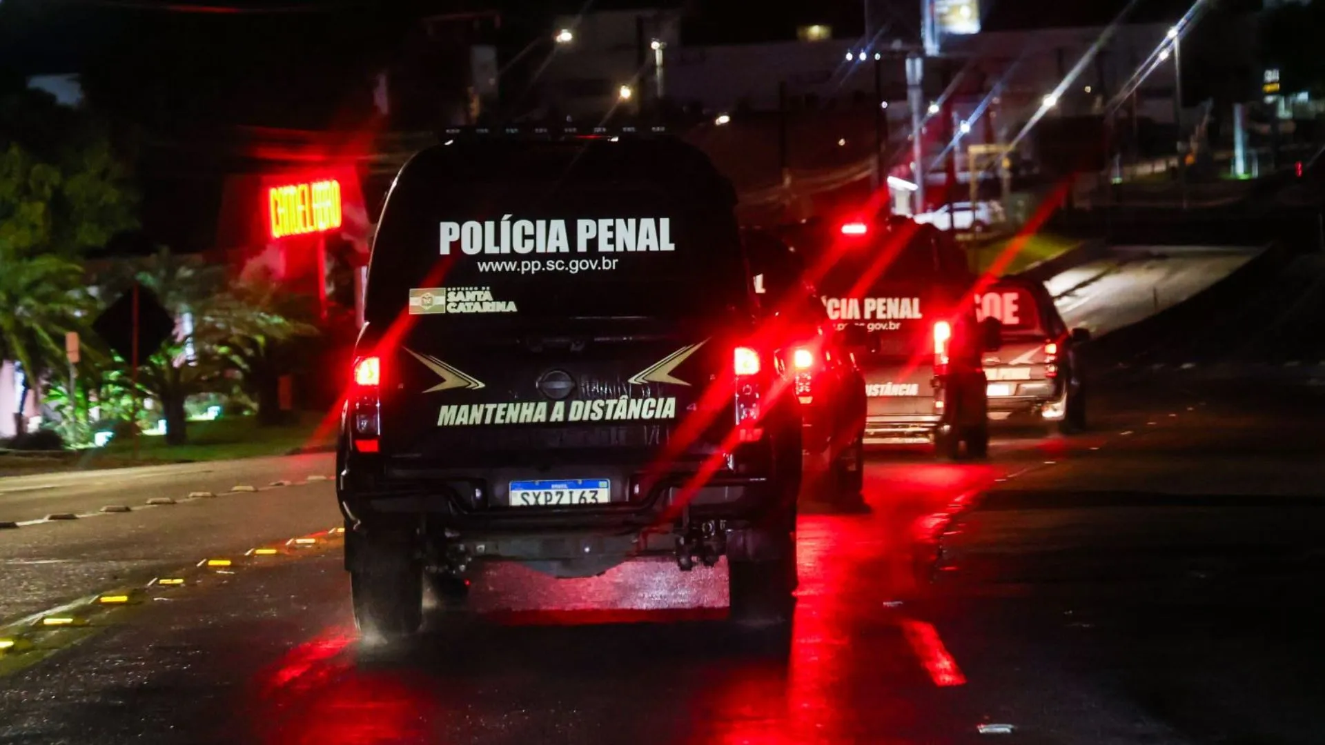 SC transfere 24 presos de alta periculosidade para MS em operação de 4 mil km