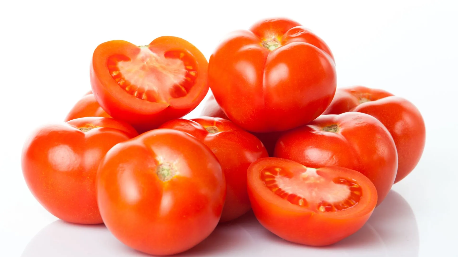 Preço do tomate tem variação de 85% em mercados de Caçador