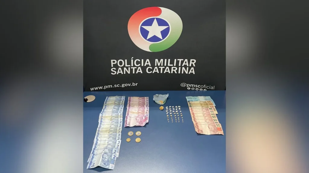 Dupla é presa por tráfico de drogas em Caçador