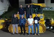 Pinheiro Preto recebe trator de esteira para reforçar setor agrícola