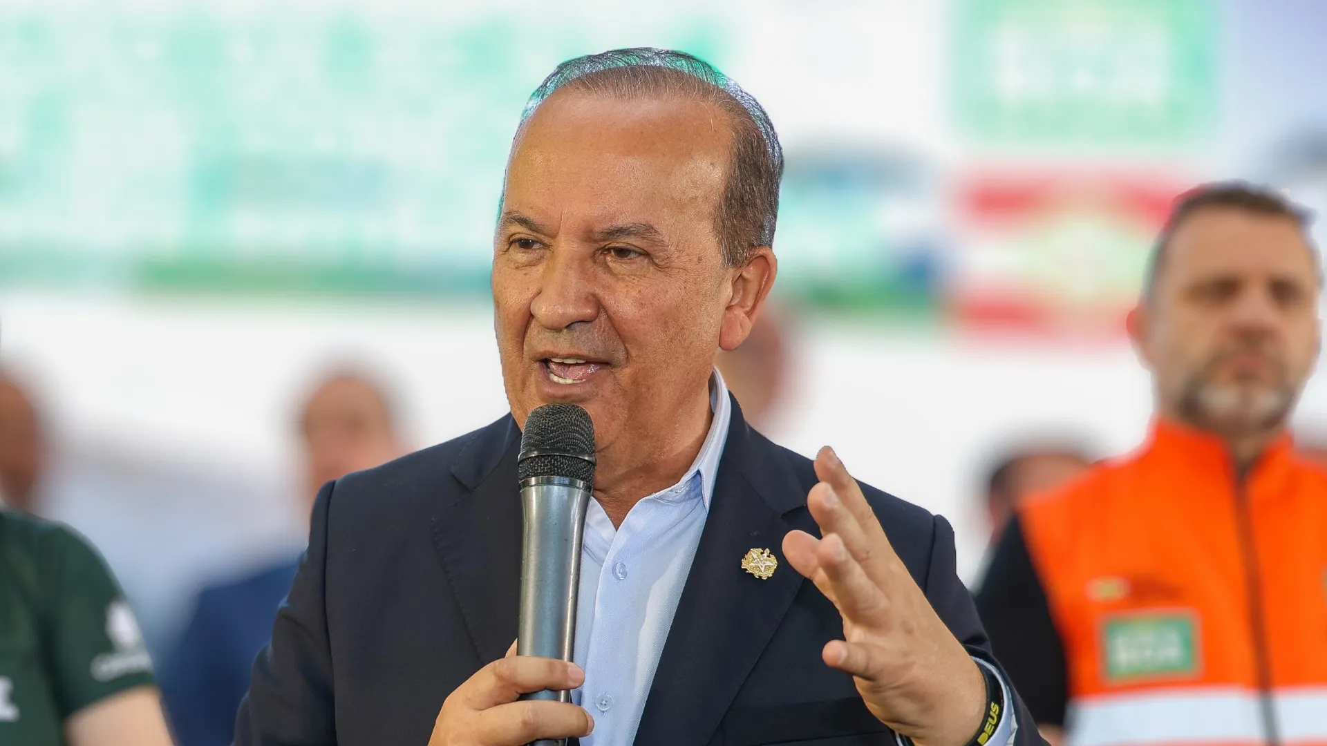 Jorginho Mello cumpre agenda em Caçador, Matos Costa e Fraiburgo
