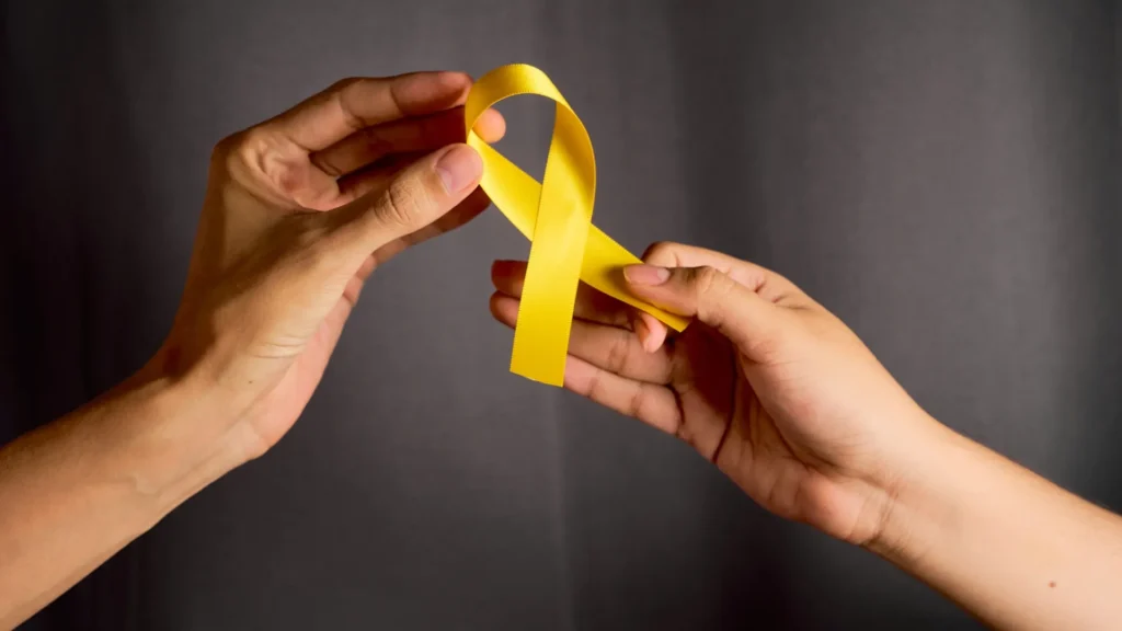 Laço amarelo é o símbolo oficial da campanha Setembro Amarelo