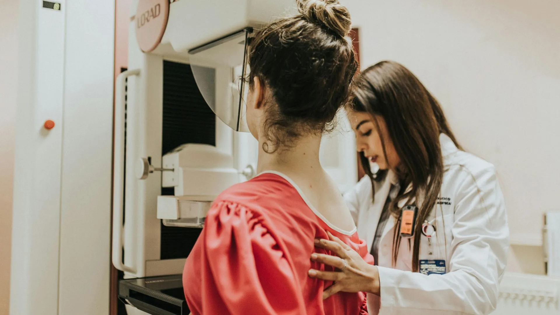 Ministério da Saúde altera regras e recomenda mamografia para mulheres a partir de 40 anos