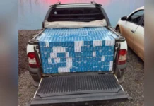 Polícia apreende mais de 13 mil maços de cigarros em carro com placas de Caçador