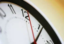 Fim do horário de verão pode ser oficial após aval da Câmara