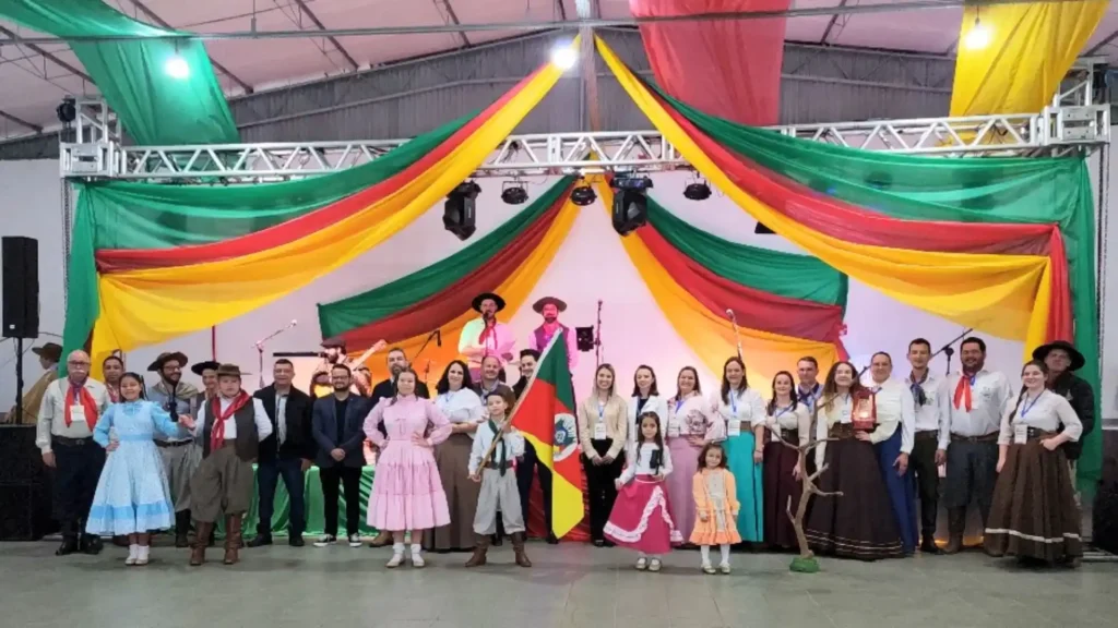 Semana Farroupilha é aberta em Caçador e segue até dia 21