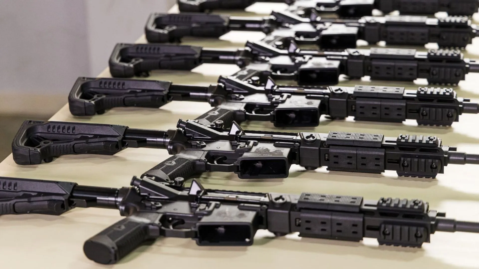 SC equipa Polícia Civil com 350 fuzis de fabricação israelense