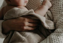 Ação rápida da PM e Bombeiros salva bebê engasgado em SC