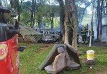 Suspeito é preso após atear fogo em quiosque e carro no Meio-Oeste