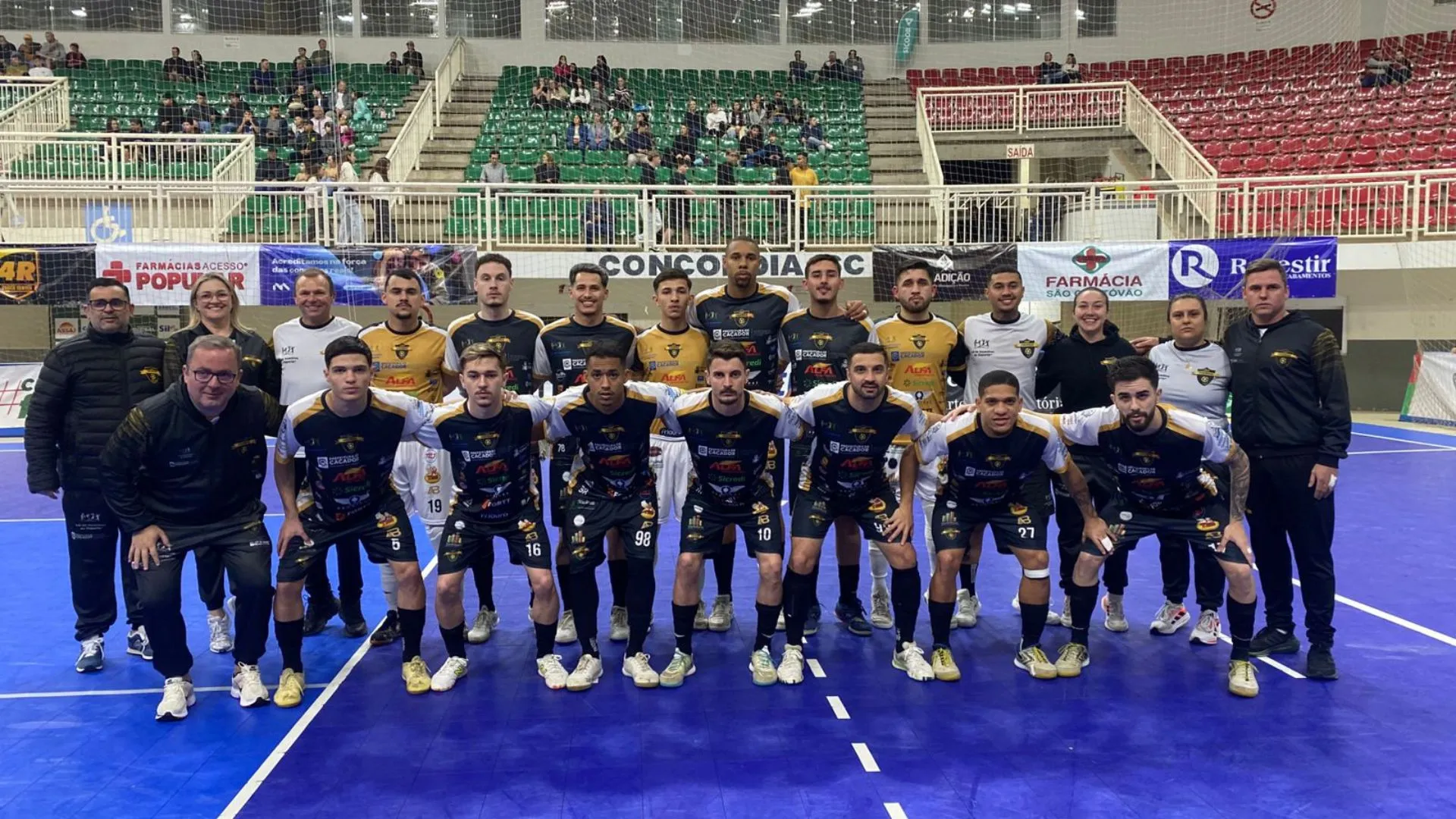 Caçador Futsal decide vaga na semifinal da Copa SC em casa