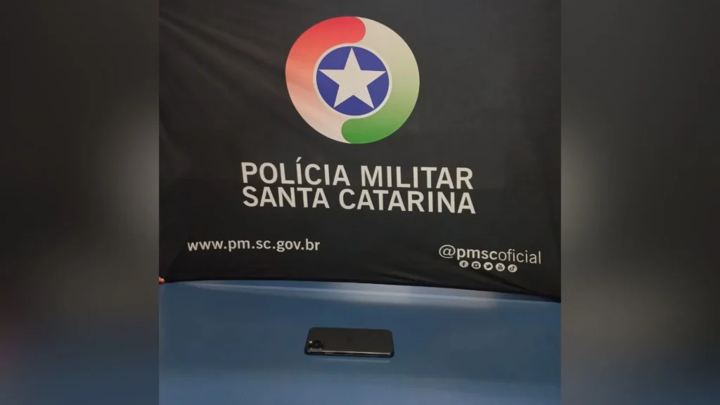 Homem é preso após furtar celular em loja no Martello