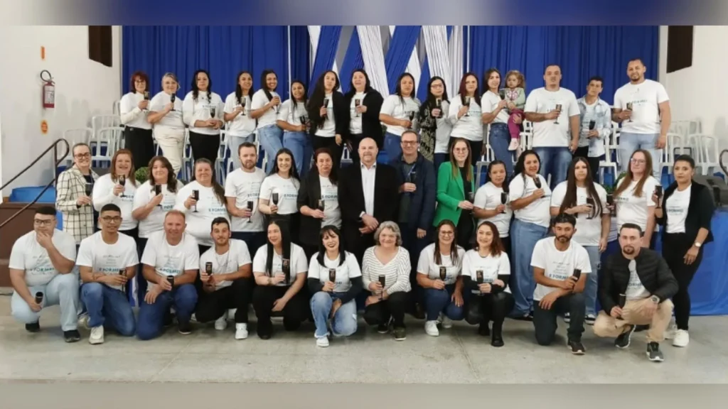 Educação de Jovens e Adultos forma 60 novos alunos em Tangará
