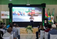 Em Matos Costa, governador autoriza o início de obra histórica