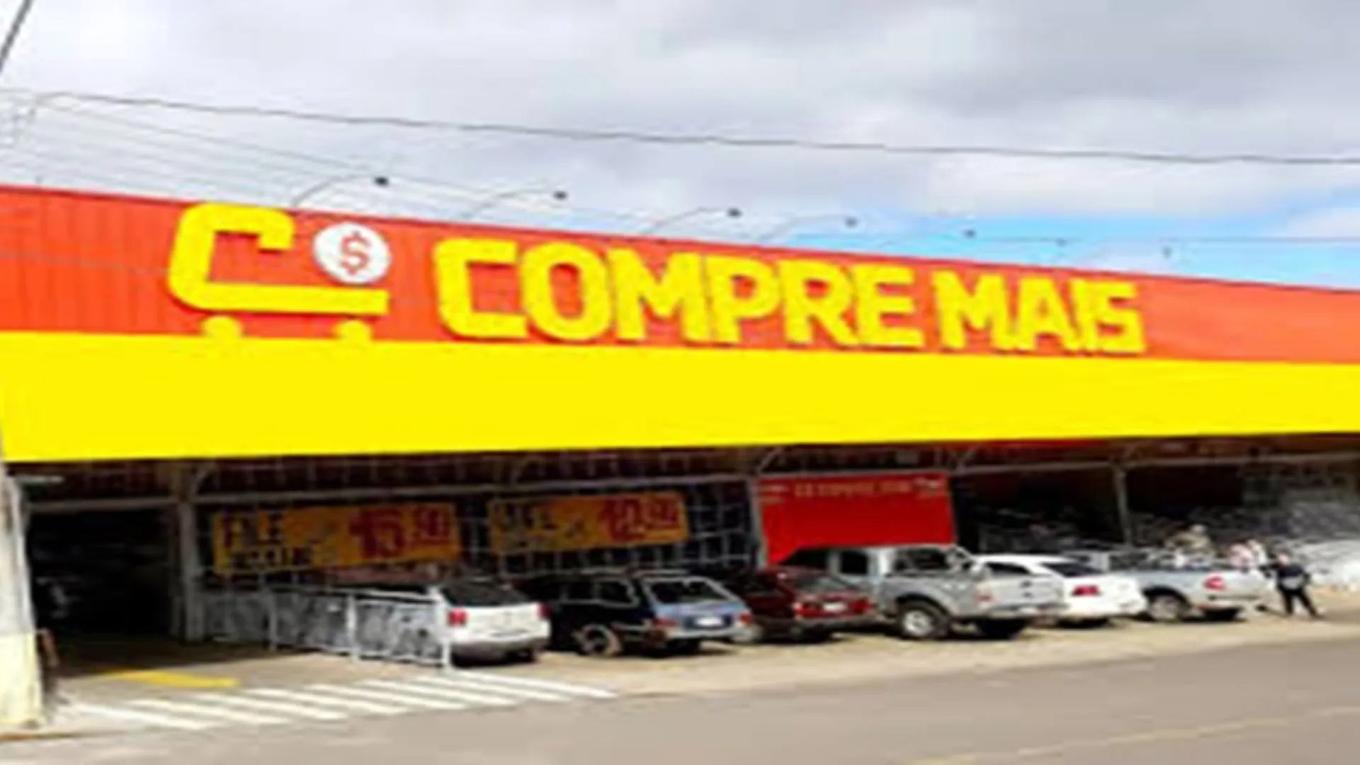 Rede Compre Mais encerra atividades em Caçador neste sábado, após 10 anos