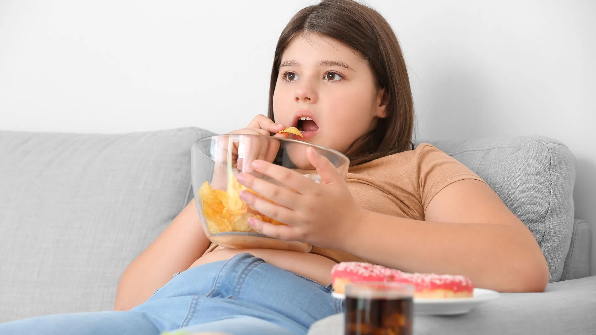 Pela primeira vez, o número de crianças obesas é maior do que o de desnutridas