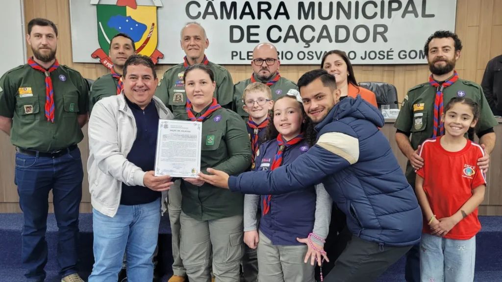 Câmara homenageia Grupo Escoteiro Pindorama pelos 65 anos