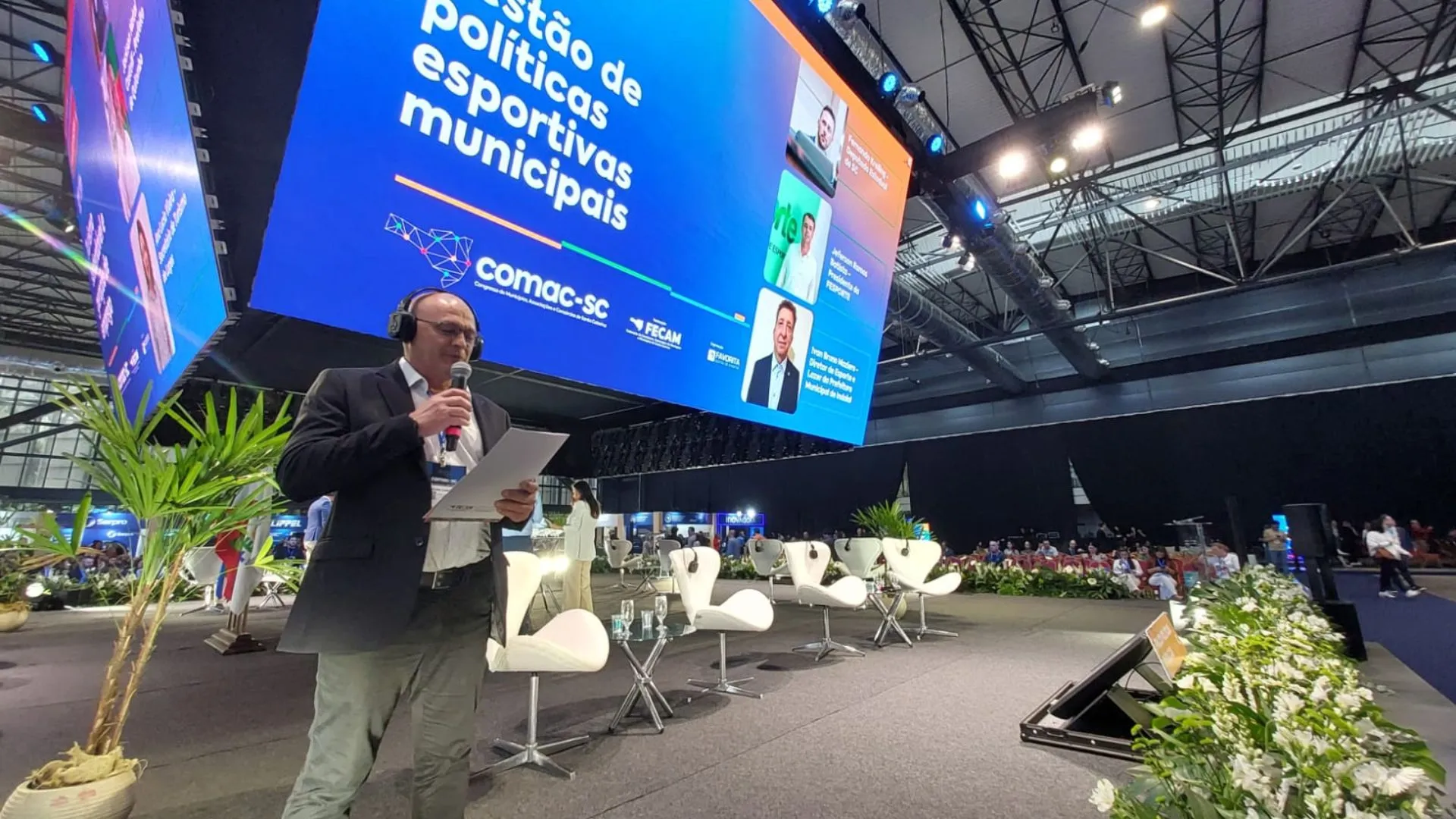 Prefeito de Pinheiro Preto media debate sobre gestão esportiva em evento estadual