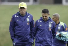 Seleção brasileira encara o Chile com novidades na defesa e ataque renovado