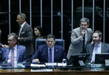 Senado aprova isenção de IR para renda de até R$ 5 mil