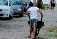 Trabalho infantil cresce no Brasil e atinge 1,65 milhão de crianças em 2024