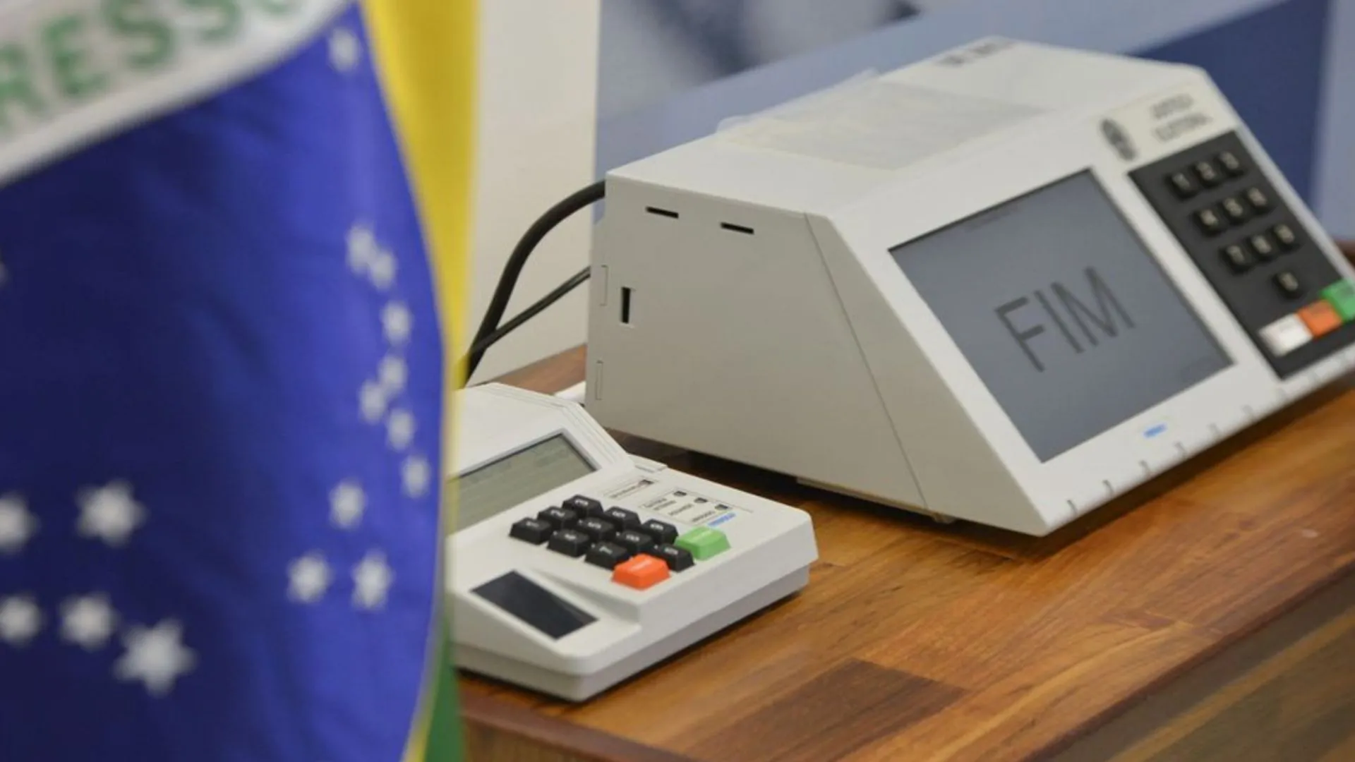 Três catarinenses são selecionados para testar segurança das urnas eletrônicas no TSE