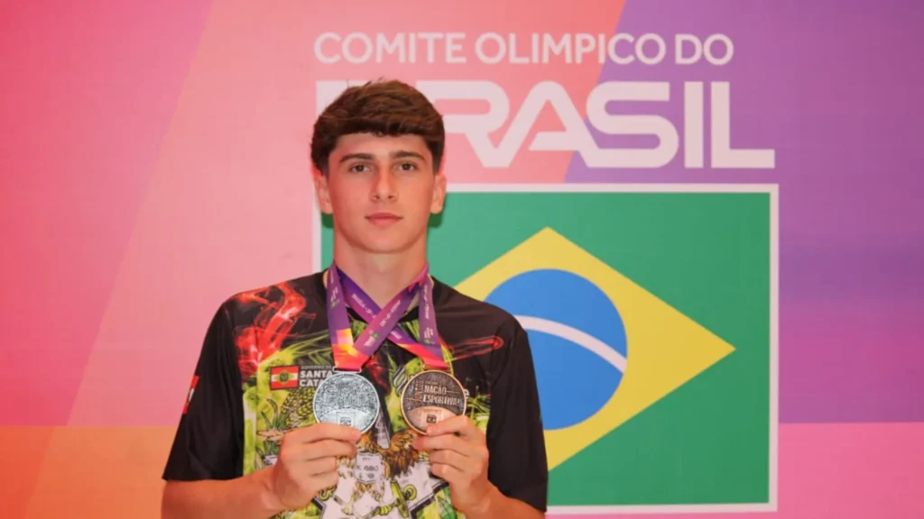 Ciclista de Videira conquista duas medalhas nos Jogos da Juventude 2025
